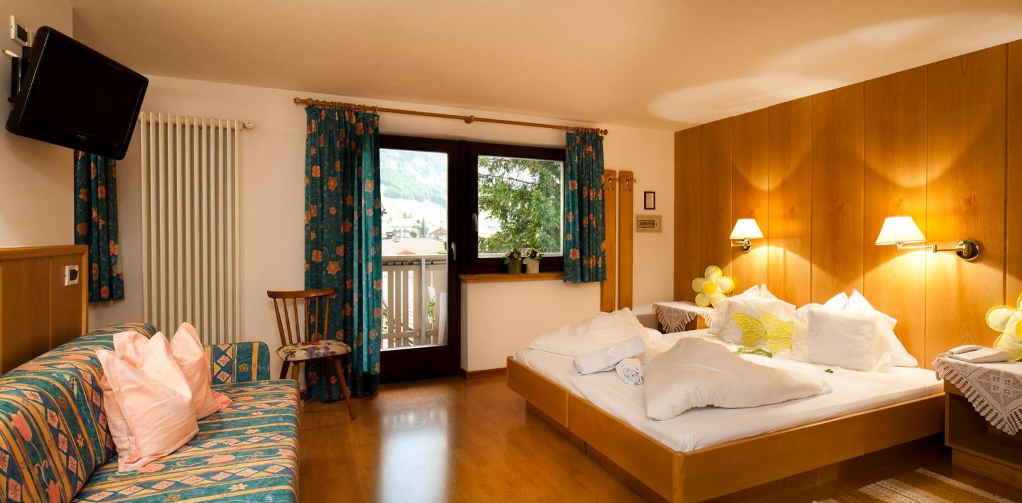 Mountain Hotel Mezdi Colfosco Εξωτερικό φωτογραφία