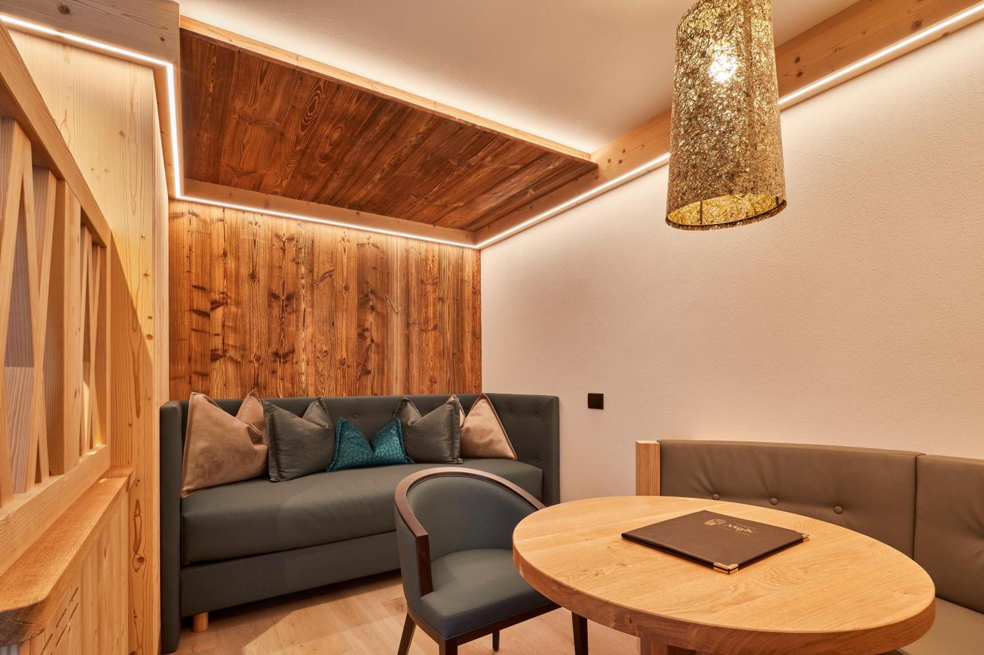Mountain Hotel Mezdi Colfosco Εξωτερικό φωτογραφία