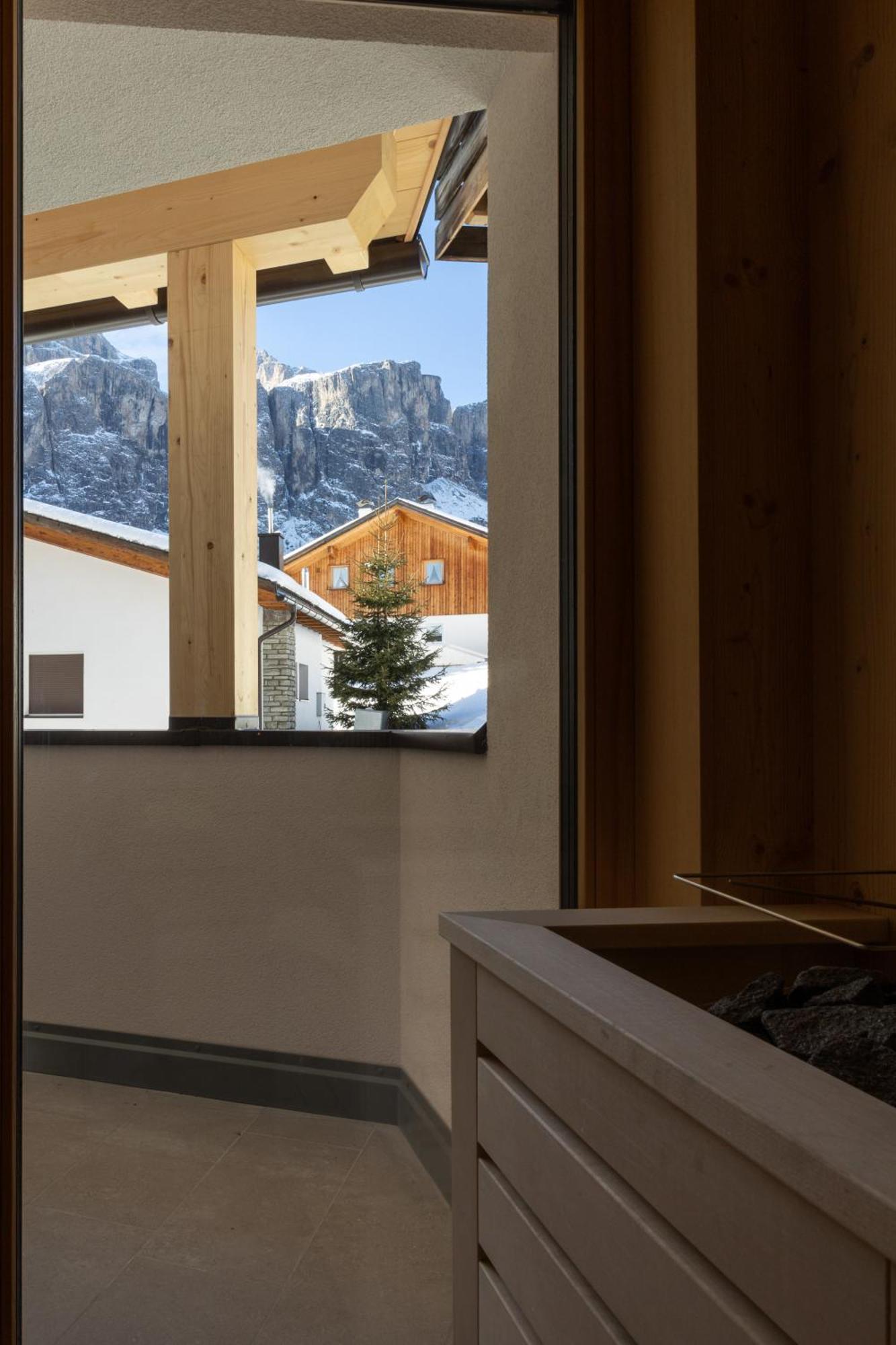 Mountain Hotel Mezdi Colfosco Εξωτερικό φωτογραφία