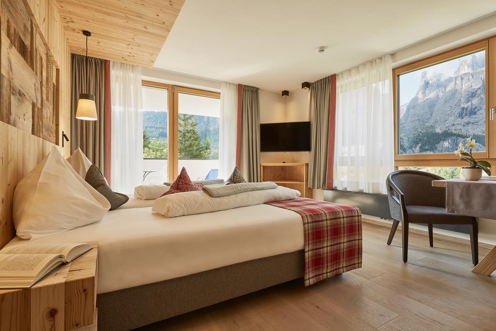 Mountain Hotel Mezdi Colfosco Εξωτερικό φωτογραφία