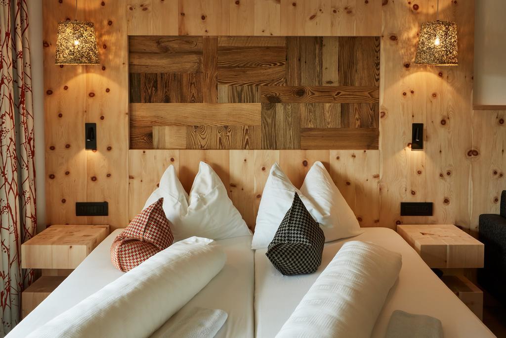 Mountain Hotel Mezdi Colfosco Εξωτερικό φωτογραφία