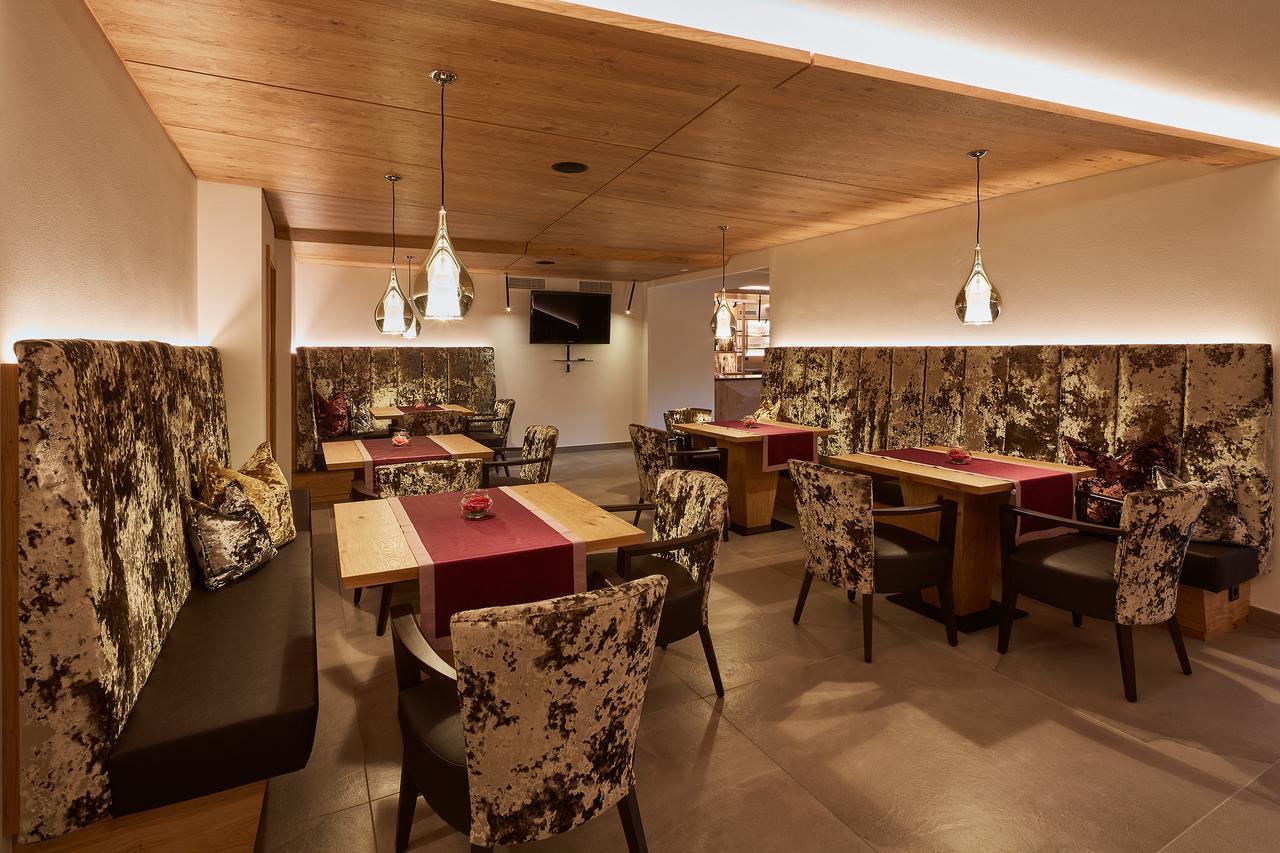 Mountain Hotel Mezdi Colfosco Εξωτερικό φωτογραφία