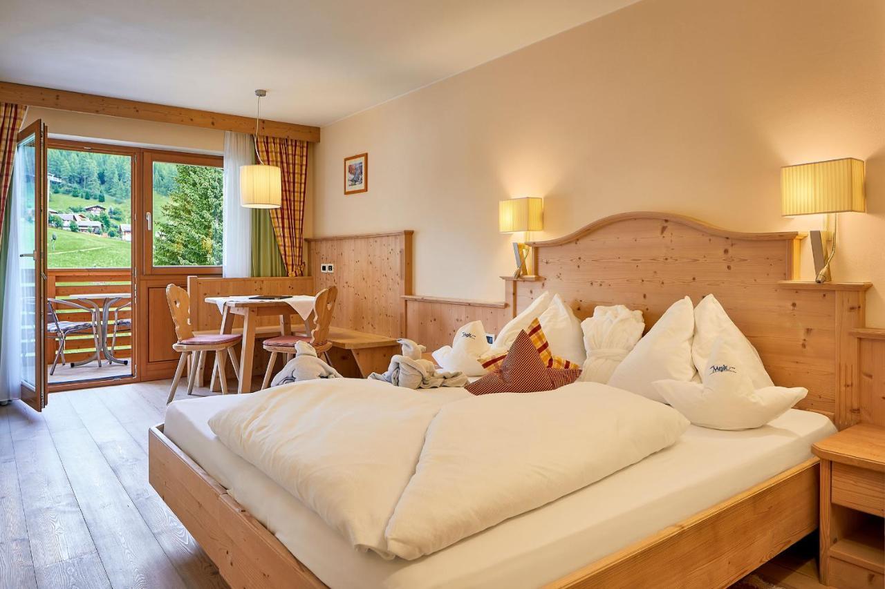 Mountain Hotel Mezdi Colfosco Εξωτερικό φωτογραφία